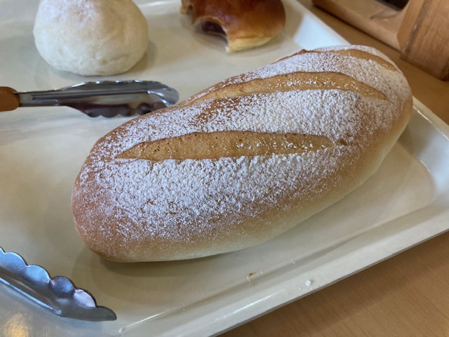 焼きたての米粉パン！食べてみたい✨